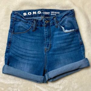 S.O.N.G. Curvy Super High Rose Shorts | Women’s Size 28” / Juniors 7